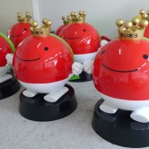 玻璃鋼卡通公仔雕塑裝扮深圳商場美陳空間