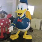 玻璃鋼動漫鴨子雕塑