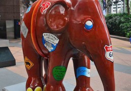 玻璃鋼動物雕塑的制作方法